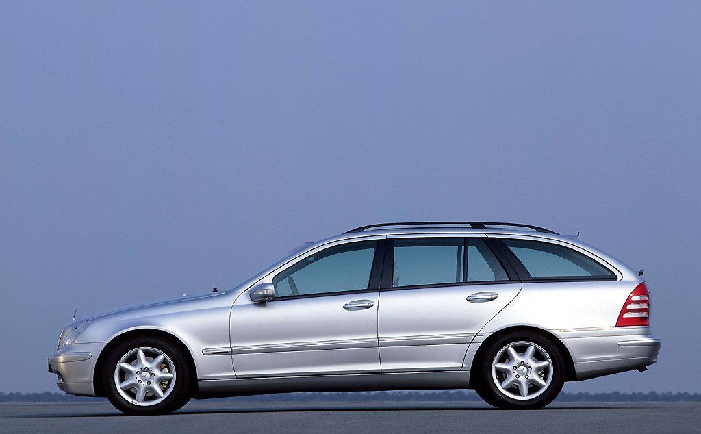 MERCEDES_C-CLASS_wagon_5_2000_exterior-photos_o_2001-mercedes-benz-c-klasse-t-modell-w203-180-kompressor-petrol-image_131.jpg